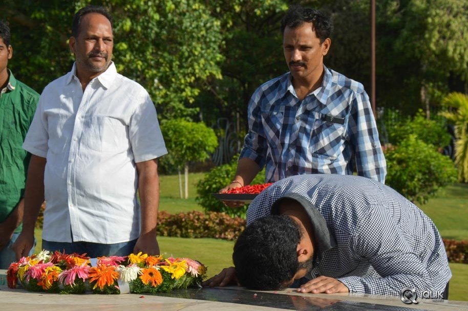 Jr-Ntr-and-Koratala-Siva-Visit-to-NTR-Ghat